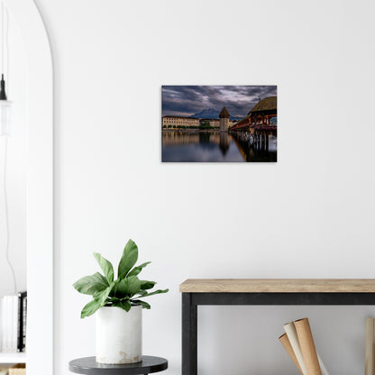 Kapellbrücke Luzern mit Pilatus am Abend auf Leinwand